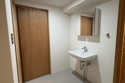 バスエリア。洗面スペース。